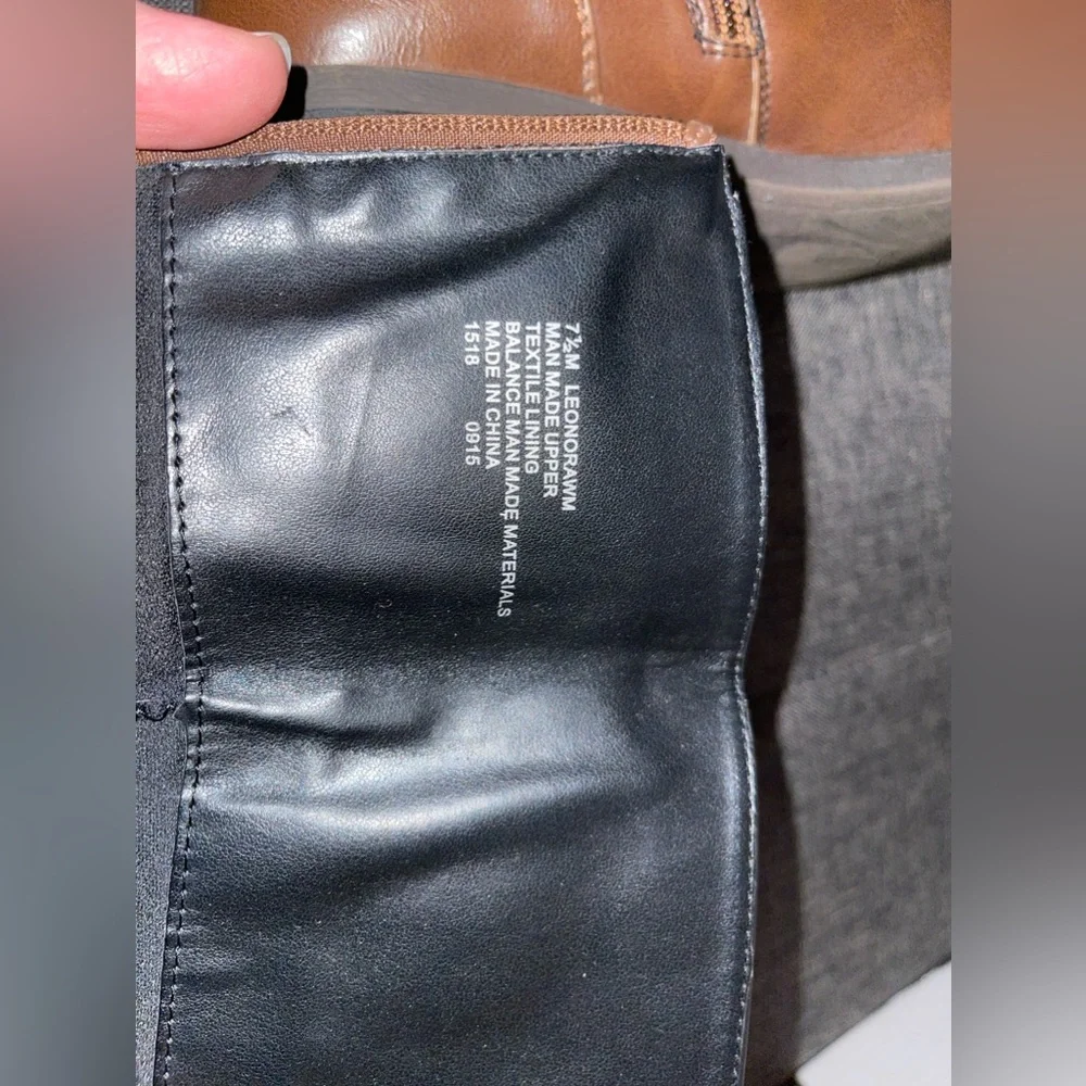 Nine West - Brown Boots with Black Top - Size 7.5 - Picture 9 of 11